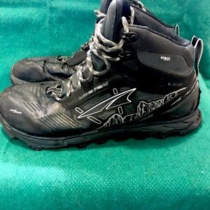 Altra Lone Peak 4 Trail Running/Hiking Shoes